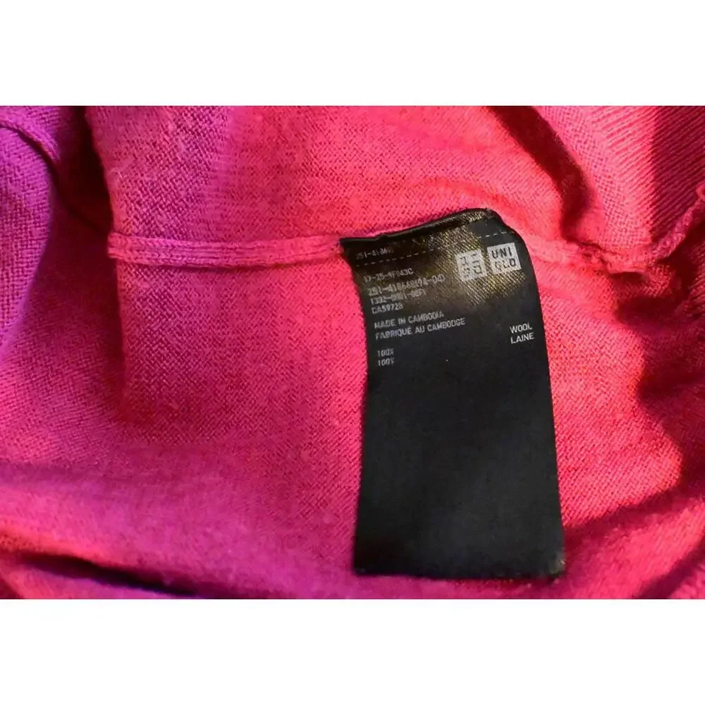 Cozy Women's Crew Neck Sweater in Vibrant Red - Picture 6 of 6